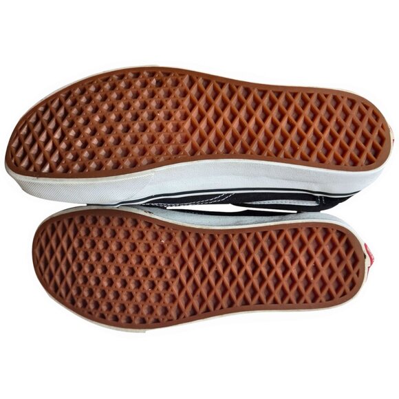 Classic black Old School Vans - Picture 7 of 7